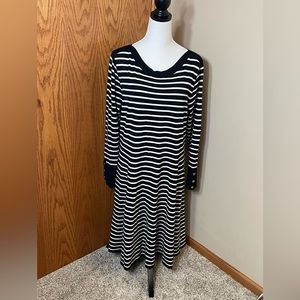 Loft Plus sweater dress, black/white size 16/18